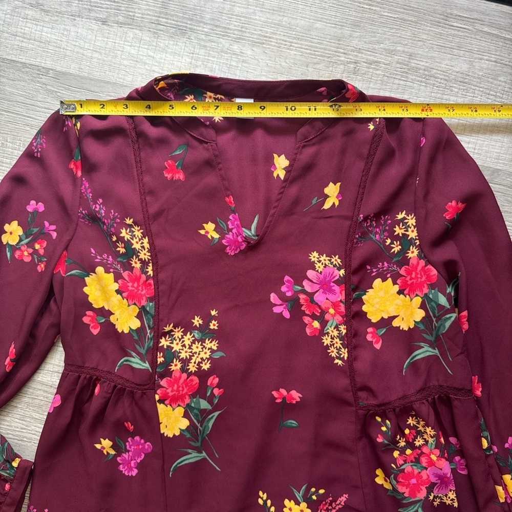 Old Navy Maroon Floral Top - Picture 6 of 8